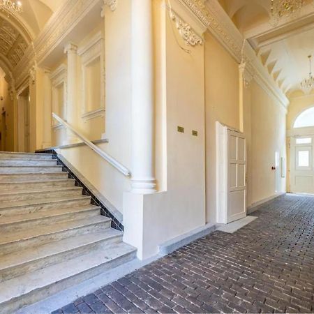 Wash Apartment On Metro Prague 1 المظهر الخارجي الصورة