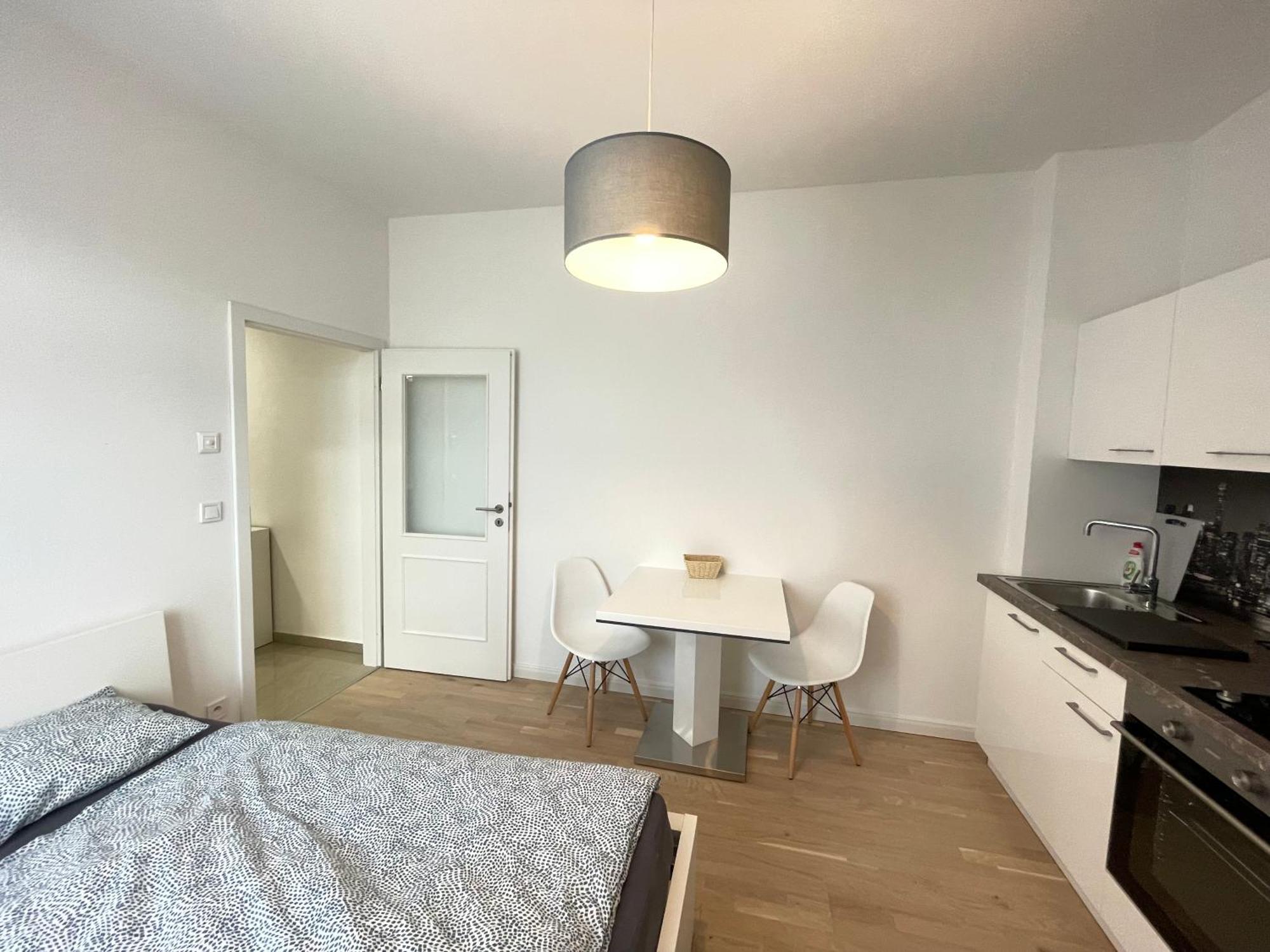Wash Apartment On Metro Prague 1 المظهر الخارجي الصورة