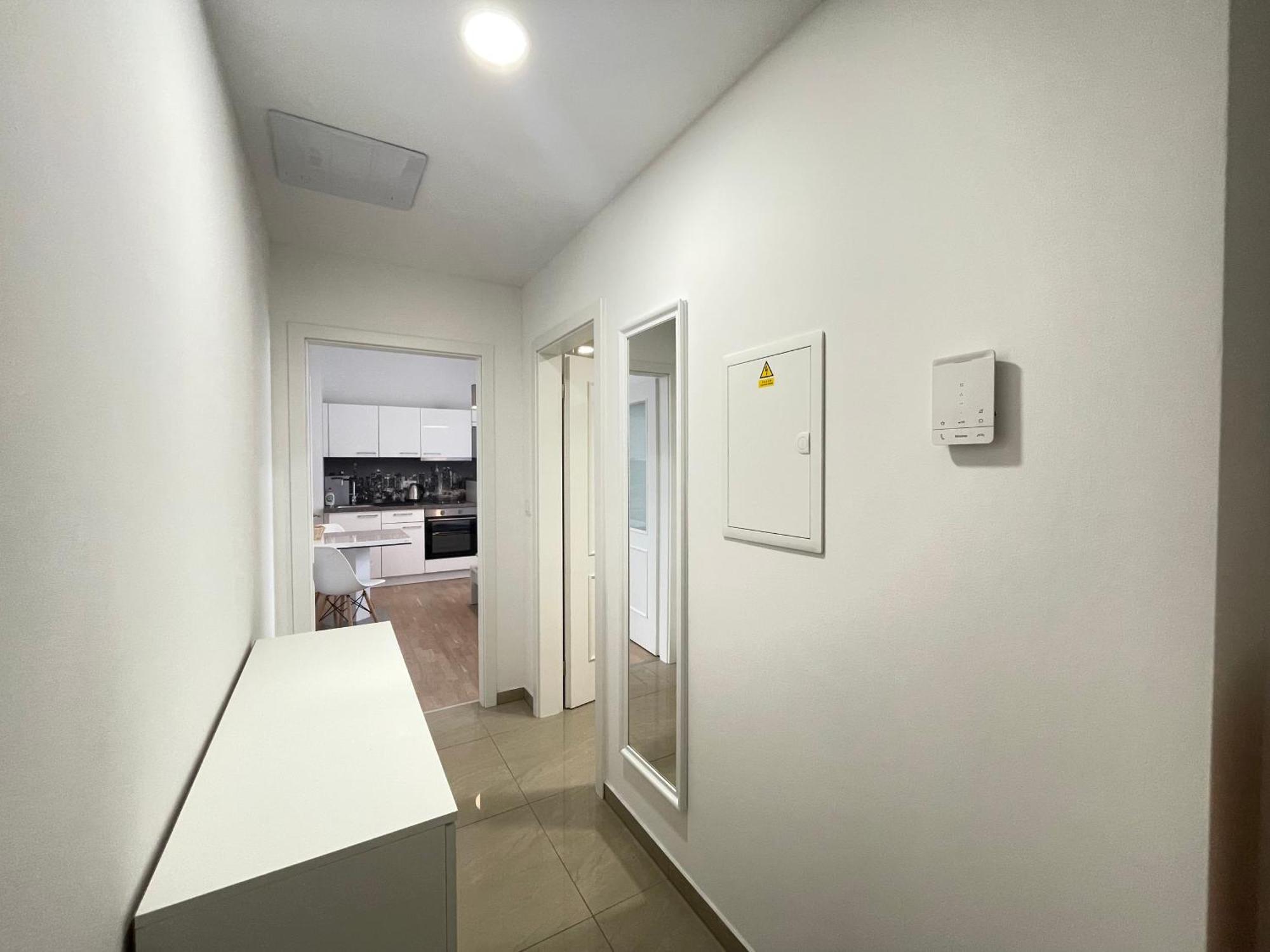 Wash Apartment On Metro Prague 1 المظهر الخارجي الصورة